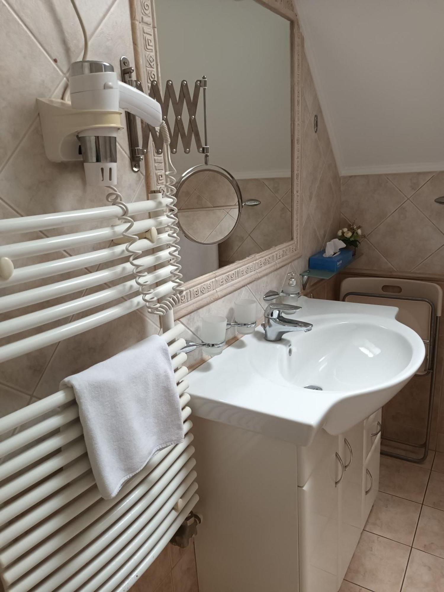 Bed and Breakfast Patria Panzio Eger Exterior foto